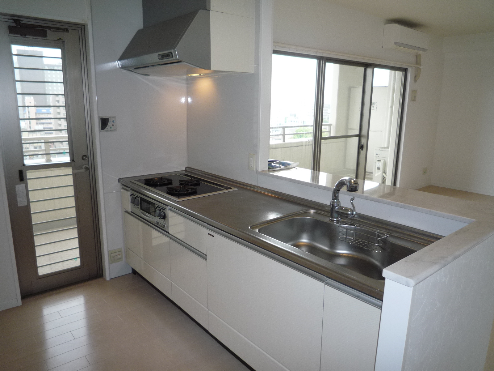 アーバンパレス医大前シヴィリオンの外観