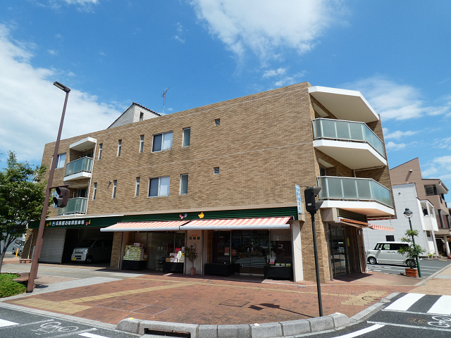 廣島屋ビルの外観