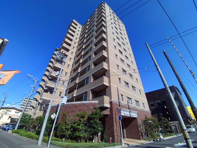 ポレスターブロードシティ若松町の外観