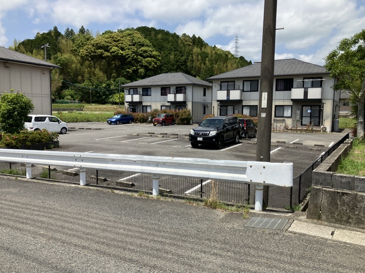 大嶺町東分　売アパート3棟　オーナーチェンジの外観