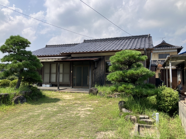 中野開作　売地　古家付現況渡しの外観
