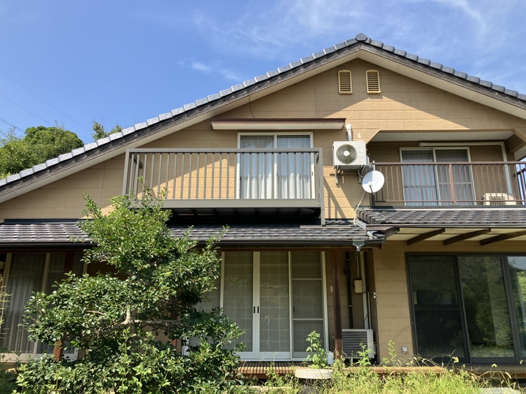 東須恵　売家の外観