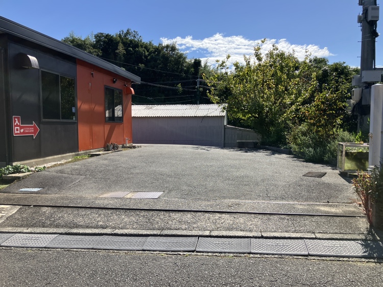 川上(北迫新町) 売事務所の外観