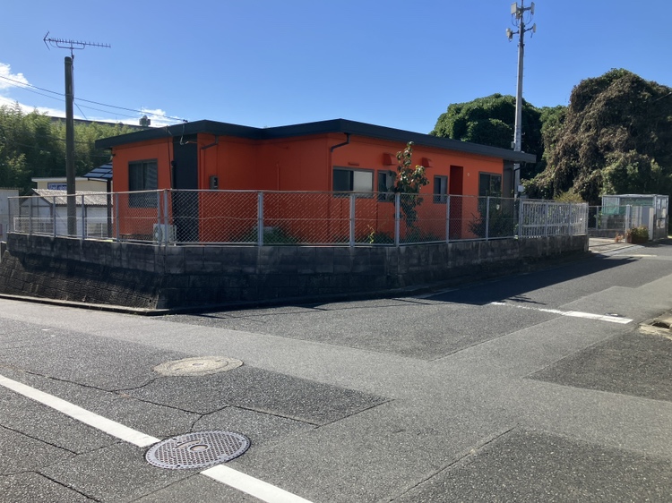 川上(北迫新町) 売事務所の外観