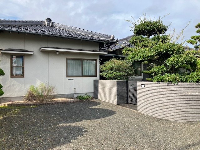 船木　売家の外観